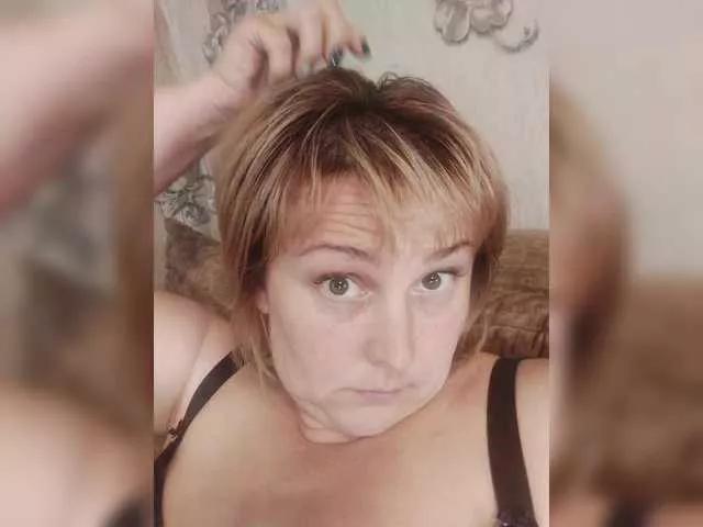 Milfa85 from BongaCams