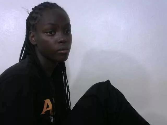 Petitepussy from BongaCams