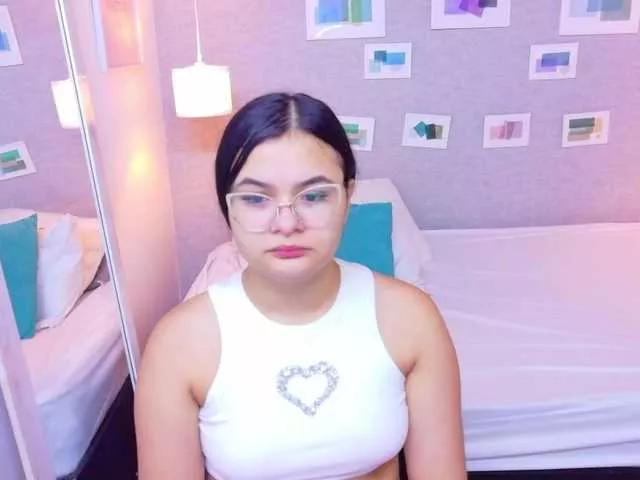 sweet-dani18 from BongaCams