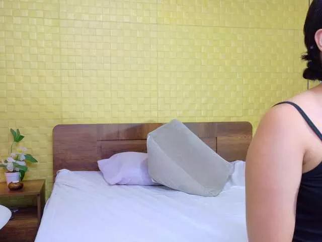 sweet-dani18 from BongaCams