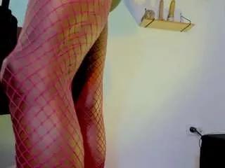 ambarfitness88 from CamSoda