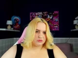 amy-hall from CamSoda