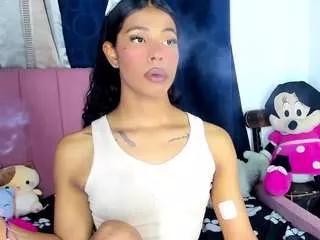 blooond from CamSoda