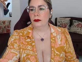 diva87 from CamSoda