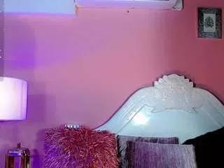 evaamooree from CamSoda
