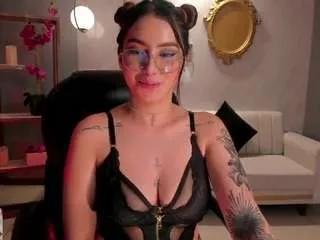 maddisoncollins from CamSoda