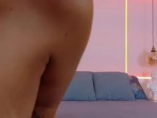 Offline saamytits on CamSoda