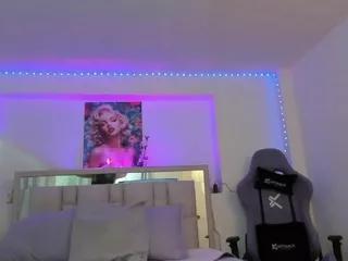 samanta-roberts from CamSoda