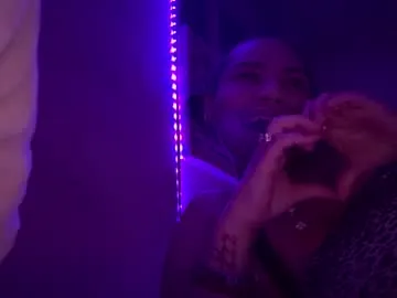 Chaturbate 222kitty is Freechat 222kitty — 222kitty's room #findom #lesbian