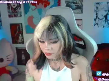 Freechat _deadly_doll on Chaturbate