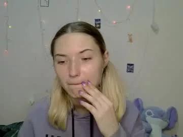 Naked Room _kikiclark_ 
