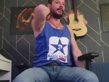 aaronbomer from Chaturbate