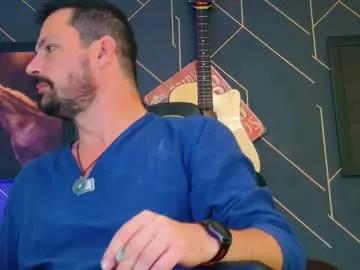 aaronbomer from Chaturbate