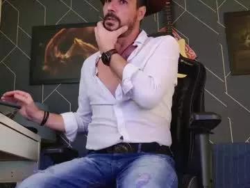 aaronbomer from Chaturbate