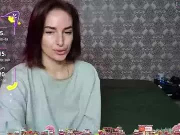 Naked Room adrihanna 