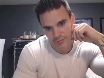 alexiarain — SHIRT OFF!! [0 tokens remaining]