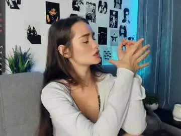Private alivialovely on Chaturbate