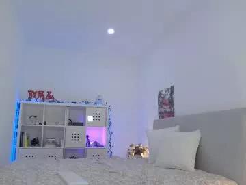 Naked Room angel_danm_milf 
