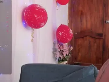 Freechat angel_smile18 on Chaturbate