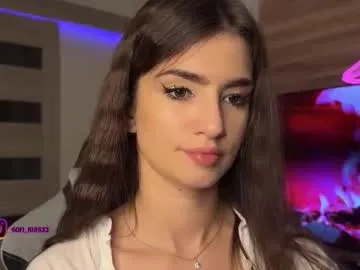 Freechat angelmi171 on Chaturbate