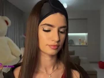 Freechat angelmi171 on Chaturbate