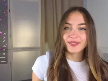 Freechat appleeepie on Chaturbate