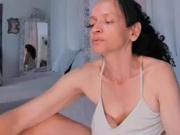 arabiel from Chaturbate