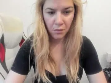 artsyandcraftsy_ — Time to get new headphones ya all.. #english #british #hairy #smallboobs #bisexual [9988 tokens remaining]