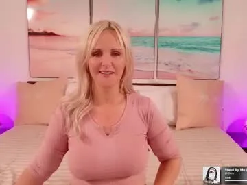 Private aussieblondemilf on Chaturbate