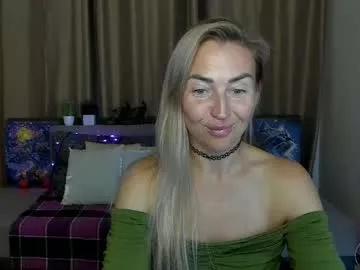 ay_kiss_jully from Chaturbate