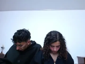 Freechat be_sinners on Chaturbate