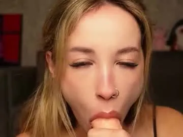 bestie_baby — underwear  #18 #lovense #blonde  #natural #lovense [555 tokens remaining]