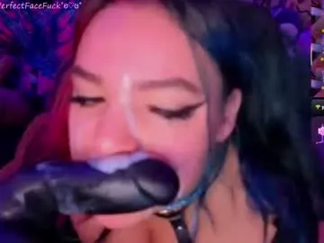 Freechat booboosperfectfacefuck on Chaturbate