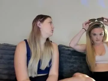 Chaturbate breezybabyy00 is Freechat breezybabyy00 — Prvs are open! #new #18 #slut