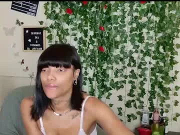 Freechat butterflybootyy on Chaturbate