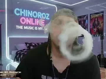 Away chinoroz on Chaturbate