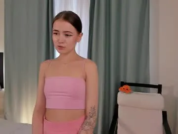 Freechat chloeees420 on Chaturbate