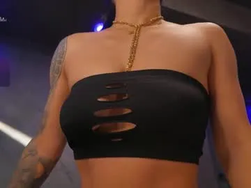 Freechat chocapika on Chaturbate