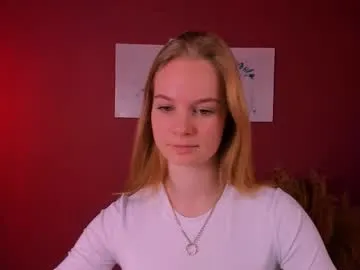 dakota_night_ — GOAL: for a lucky day [490 tokens remaining] Welcome to my room! #18 #blonde #nonude #pvt #skinny