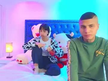 damian_and_roxanne from Chaturbate