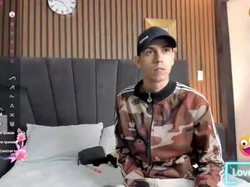 Freechat derrymeyers on Chaturbate