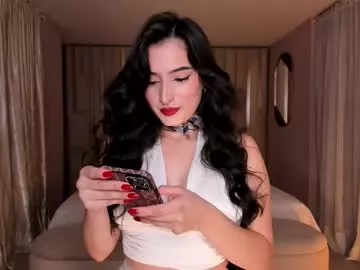 Freechat dominiquevega_ on Chaturbate