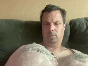 Freechat drboobology on Chaturbate