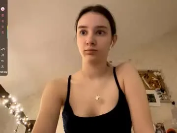 Freechat edlinhazleton on Chaturbate