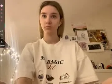 Freechat edlinhazleton on Chaturbate