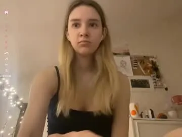 Freechat edlinhazleton on Chaturbate