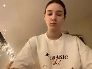 Freechat edlinhazleton on Chaturbate