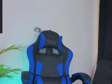 Freechat edwardross_ on Chaturbate