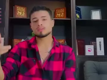 Freechat edwardross_ on Chaturbate