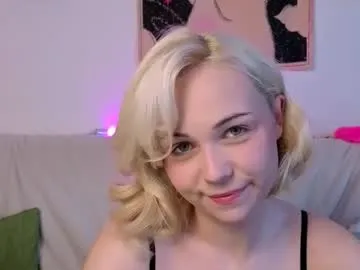 Freechat elenamonroee on Chaturbate